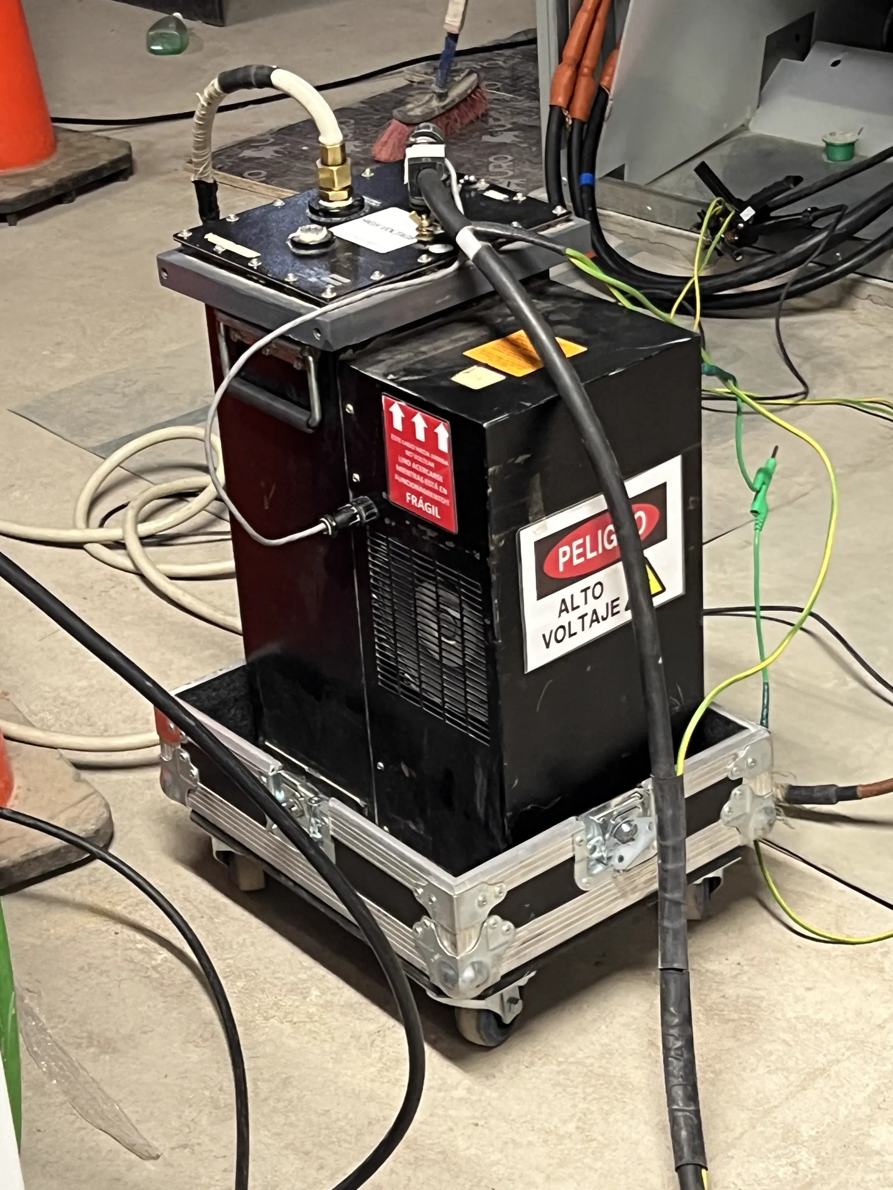 Technical image 01 of the Maintenance and Commissioning Tests and Measurements service