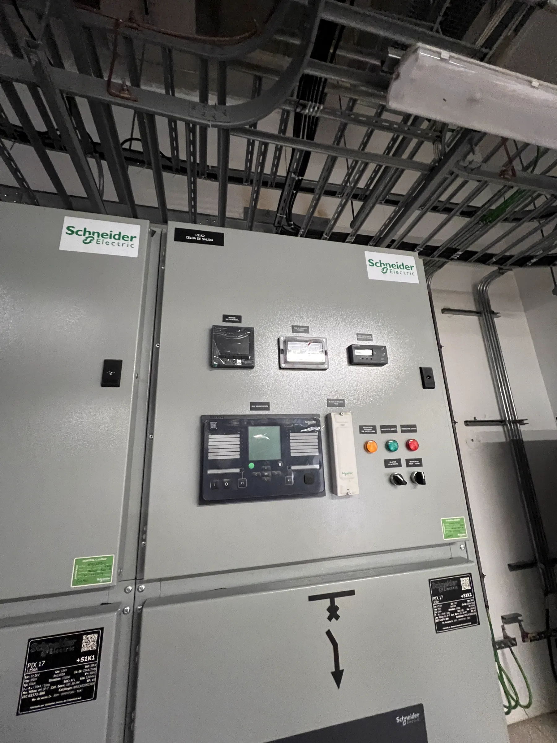Technical image 08 of the Maintenance and Commissioning Tests and Measurements service