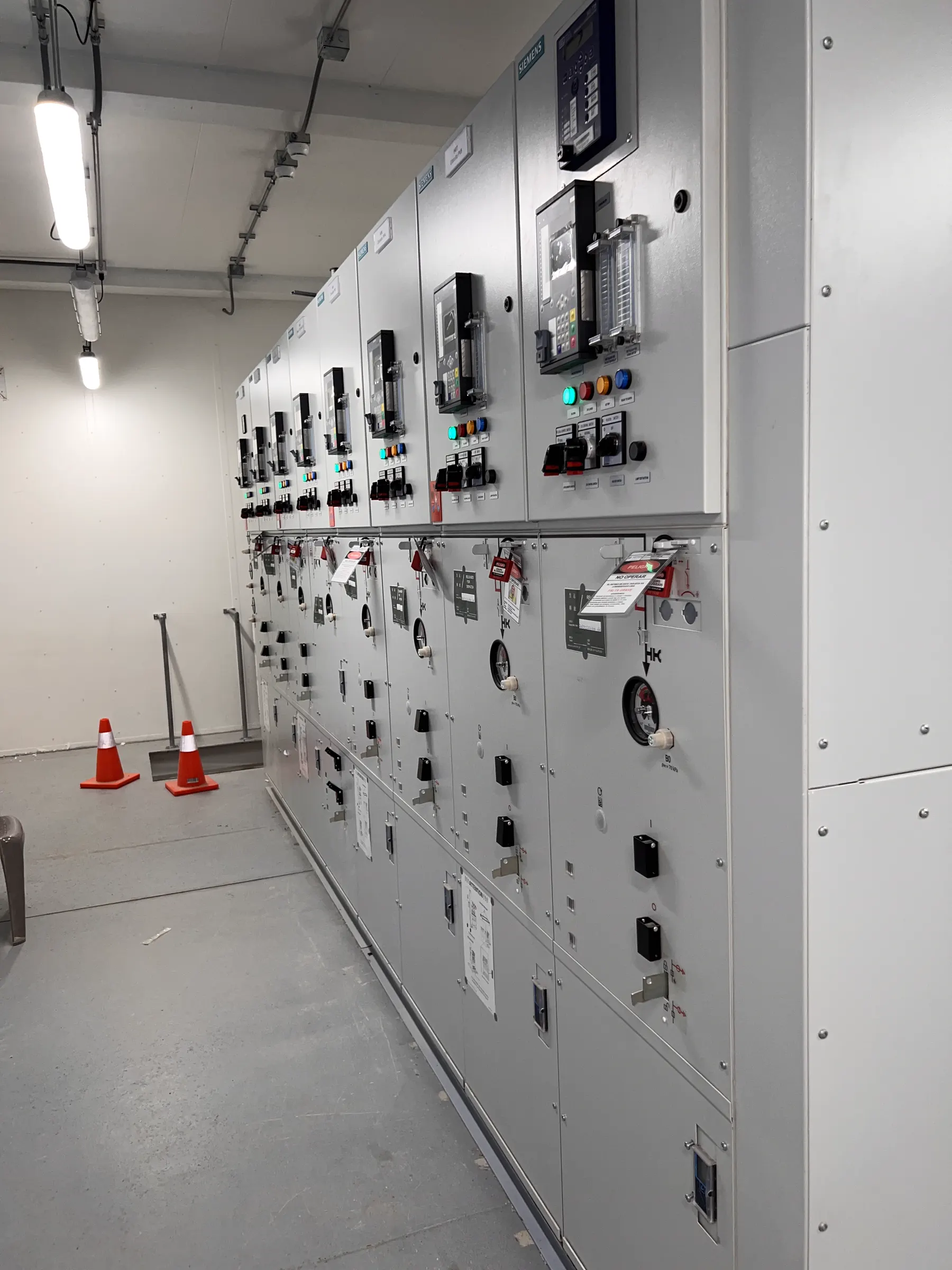 Technical image 09 of the Power and Distribution Transformer Testing service