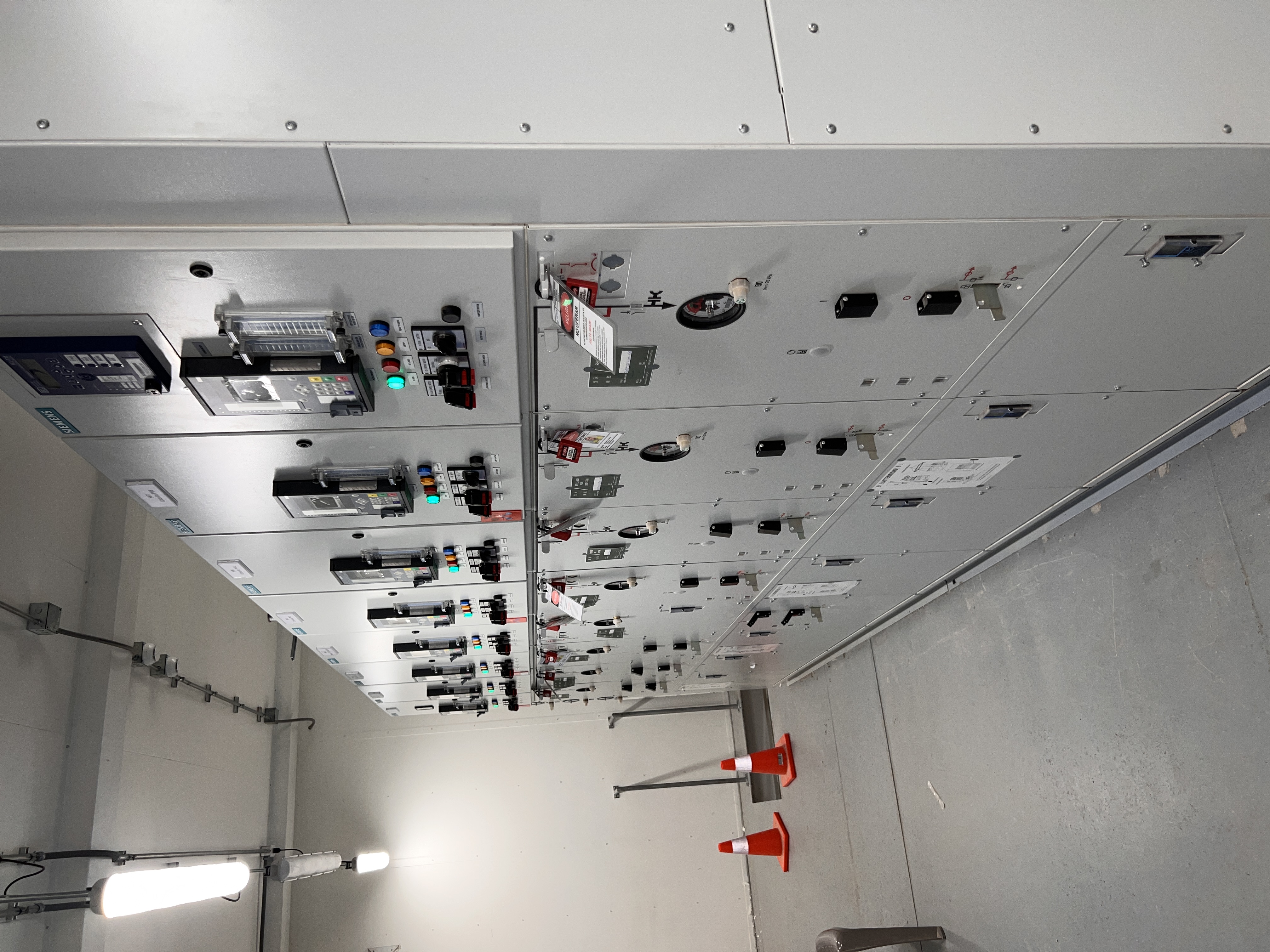 Imagen técnica 15 del servicio Mantenimiento Eléctrico a Redes Industriales y Comerciales